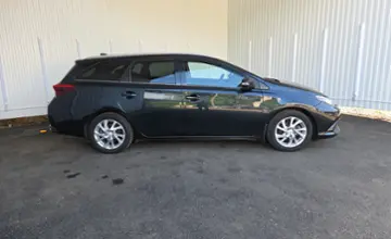 Toyota Auris 2016 года за 35 990 BYN в Минск