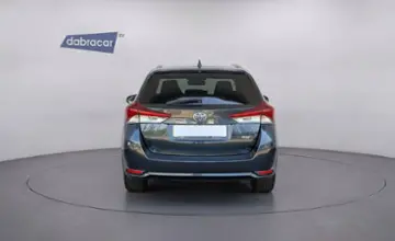 Toyota Auris 2016 года за 34 000 BYN в Минск