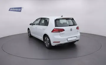 Volkswagen Golf 2017 года за 35 000 BYN в Минск