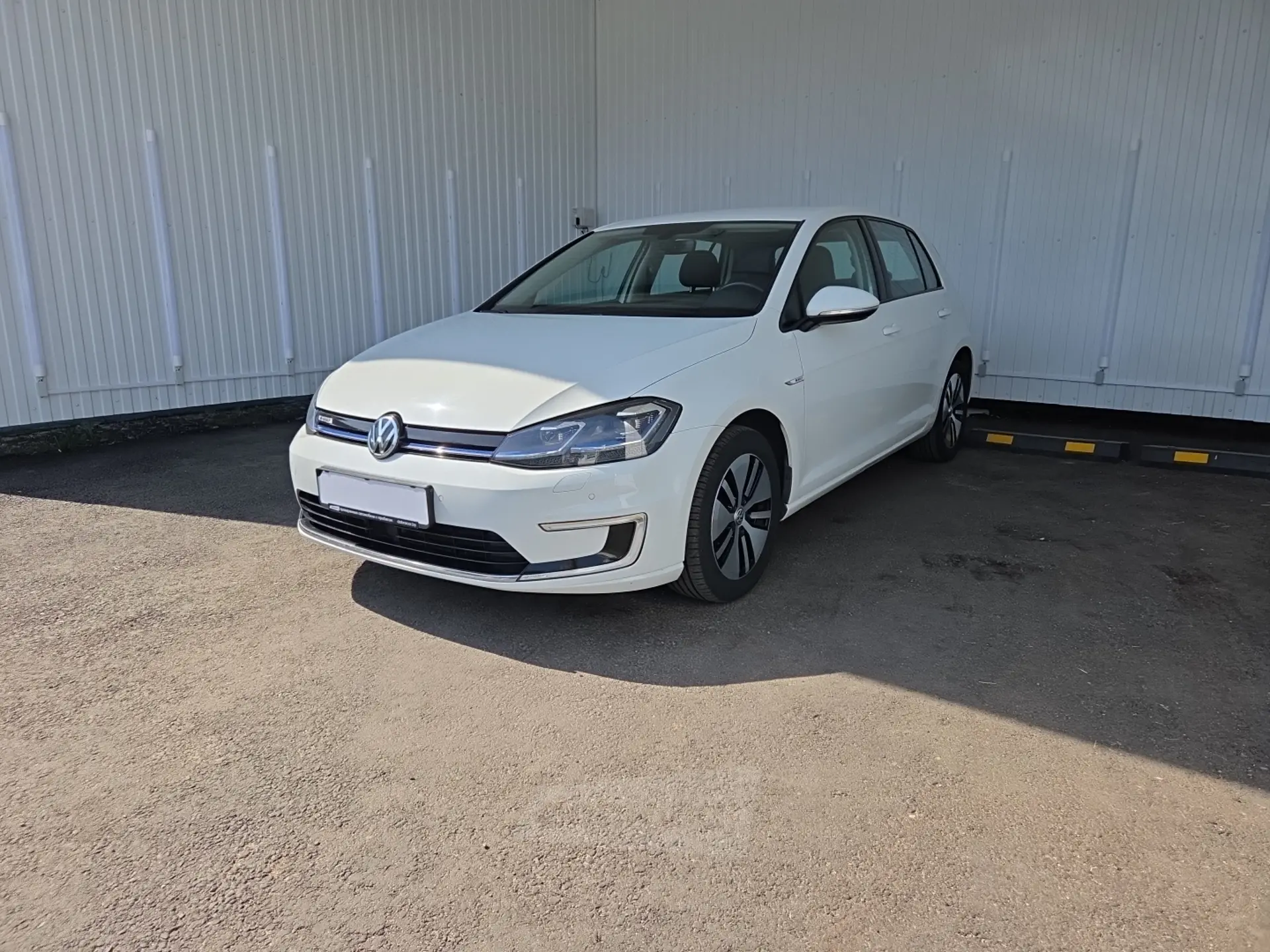 Volkswagen Golf 2017 года за 33 990 BYN в Минск