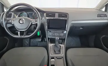 Volkswagen Golf 2017 года за 33 990 BYN в Минск