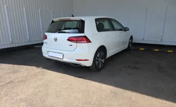 Volkswagen Golf 2017 года за 33 990 BYN в Минск