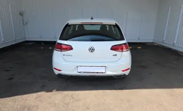 Volkswagen Golf 2017 года за 33 990 BYN в Минск