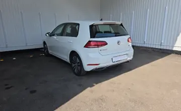 Volkswagen Golf 2017 года за 33 990 BYN в Минск