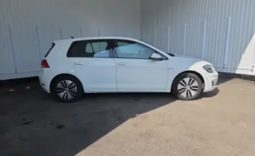 Volkswagen Golf 2017 года за 33 990 BYN в Минск