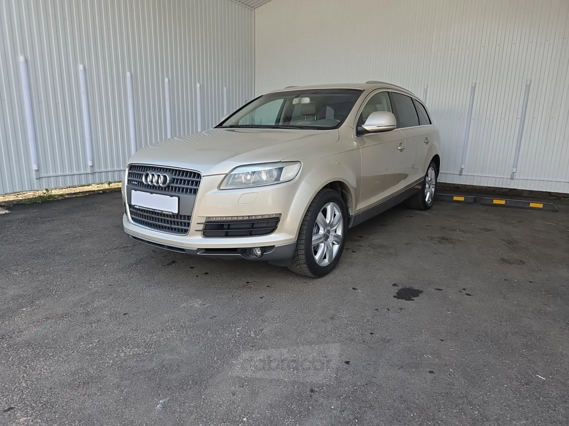 Audi Q7 2006 года за 34 990 BYN в Минск