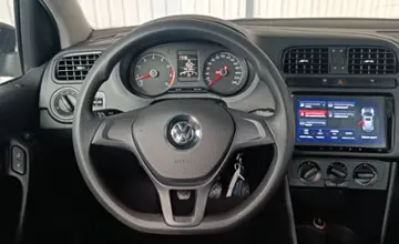 Volkswagen Polo 2015 года за 25 990 BYN в Минск