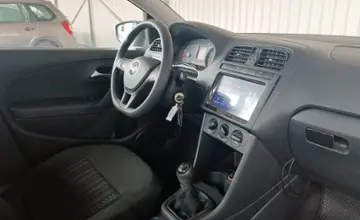 Volkswagen Polo 2015 года за 25 990 BYN в Минск