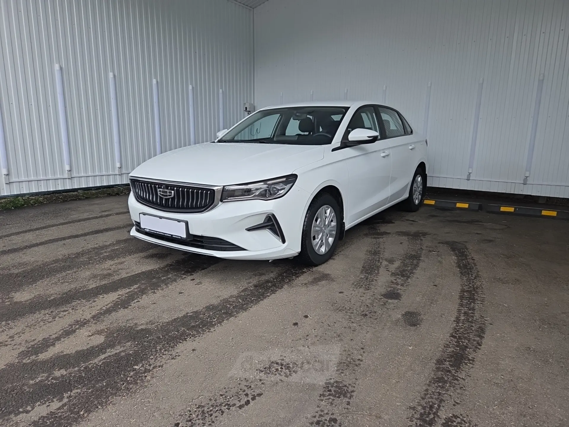Geely Emgrand 2023 года за 39 200 BYN в Минск