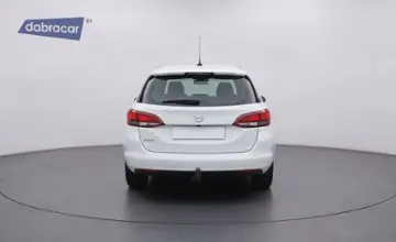Opel Astra 2019 года за 32 300 BYN в Минск