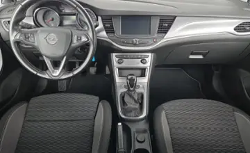 Opel Astra 2019 года за 33 300 BYN в Минск