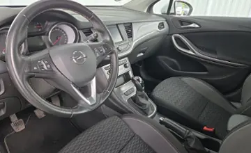 Opel Astra 2019 года за 33 300 BYN в Минск