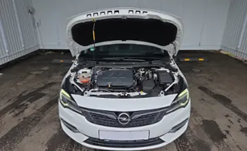 Opel Astra 2019 года за 33 300 BYN в Минск