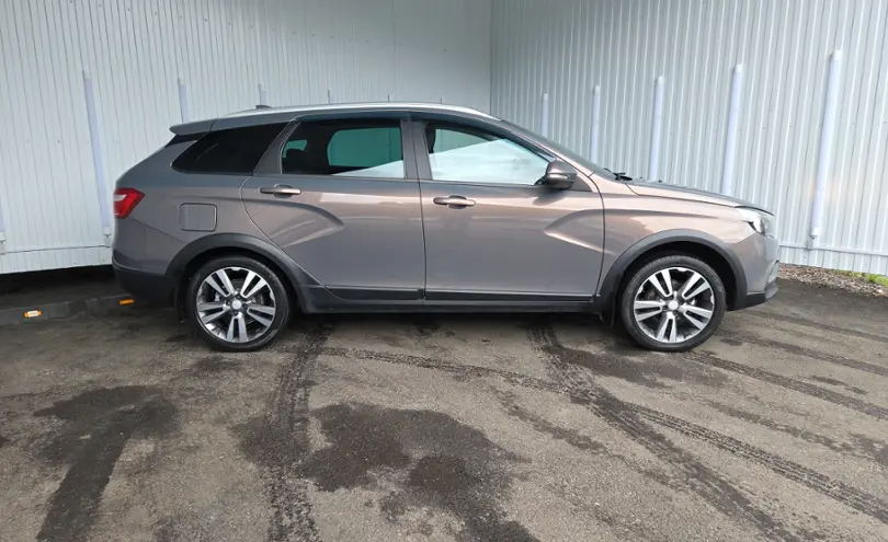 LADA (ВАЗ)