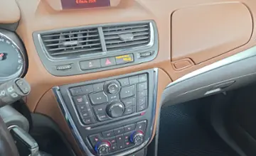 Opel Mokka 2013 года за 34 990 BYN в Минск