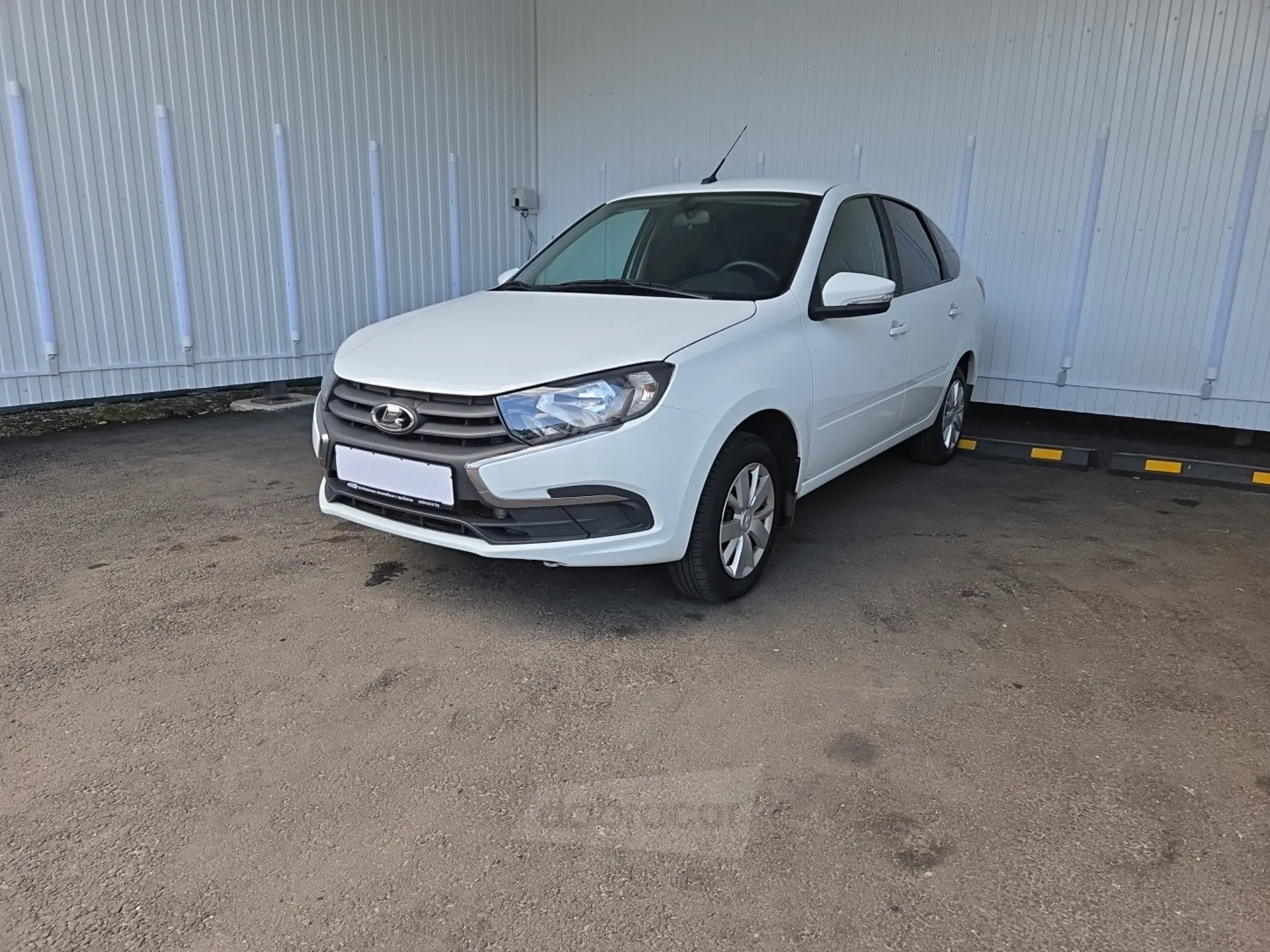 LADA (ВАЗ) Granta 2023 года за 24 990 BYN в Минск