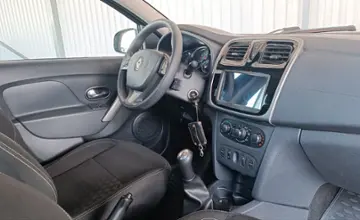 Renault Logan 2018 года за 18 990 BYN в Минск