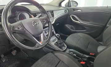 Opel Astra 2019 года за 32 090 BYN в Минск