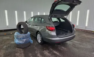 Opel Astra 2019 года за 32 090 BYN в Минск