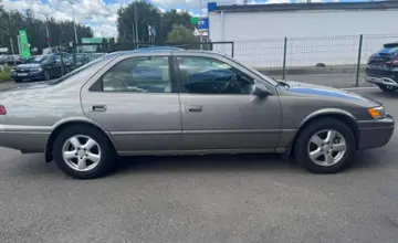  Camry