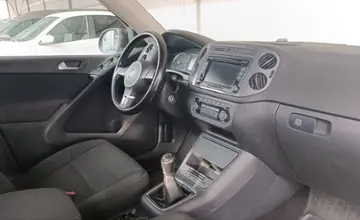 Volkswagen Tiguan 2012 года за 25 800 BYN в Минск