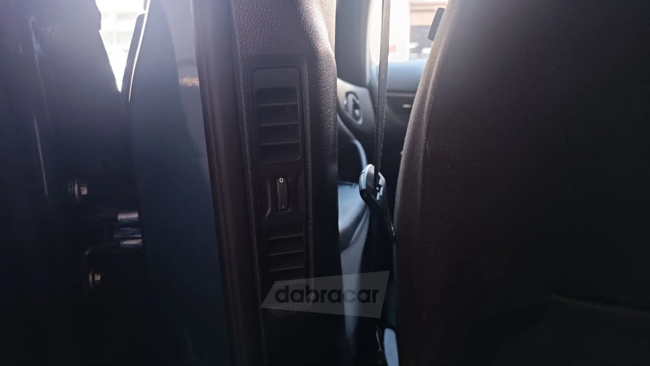  Zafira