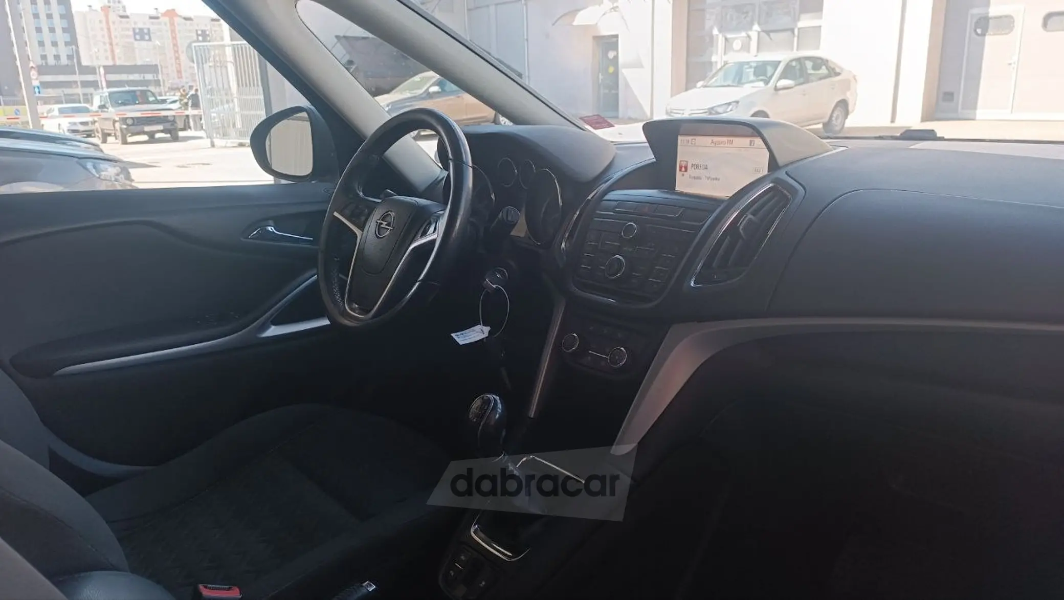  Zafira