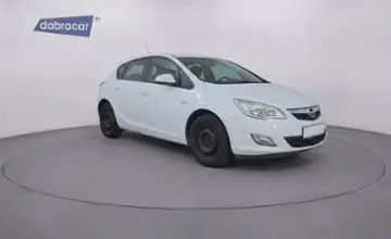 Opel Astra 2010 года за 16 400 BYN в Минск