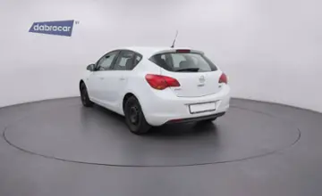 Opel Astra 2010 года за 16 800 BYN в Минск