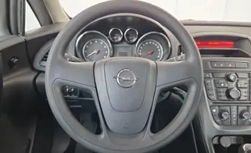 Opel Astra 2010 года за 16 800 BYN в Минск