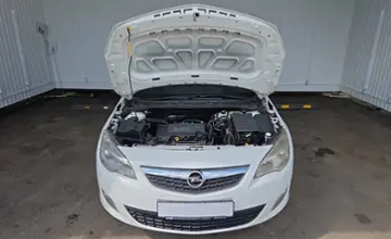 Opel Astra 2010 года за 16 800 BYN в Минск