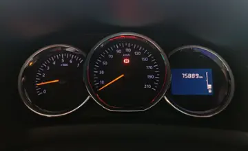 Renault Logan 2015 года за 26 400 BYN в Минск