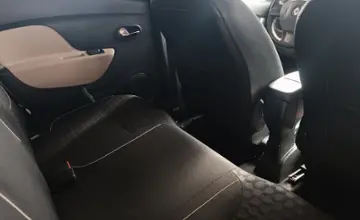 Renault Logan 2015 года за 26 400 BYN в Минск