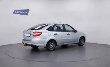 LADA (ВАЗ) Granta 2015 года за 13 000 BYN в Минск