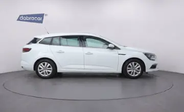 Renault Megane 2021 года за 44 390 BYN в Минск