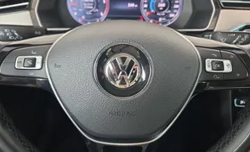 Volkswagen Passat 2015 года за 45 990 BYN в Минск