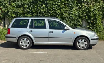 Volkswagen Golf 2000 года за 10 990 BYN в Гомель