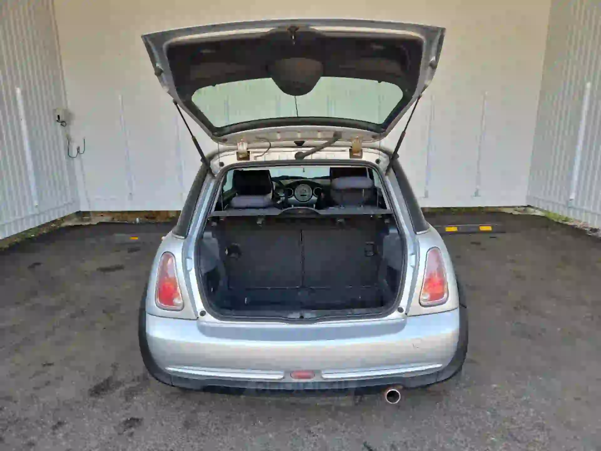  Hatch