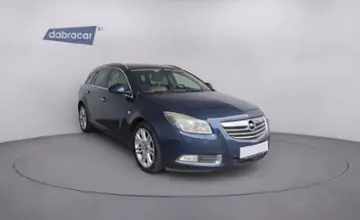 Opel Insignia 2010 года за 23 990 BYN в Минск