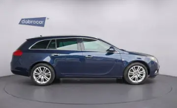 Opel Insignia 2010 года за 23 990 BYN в Минск