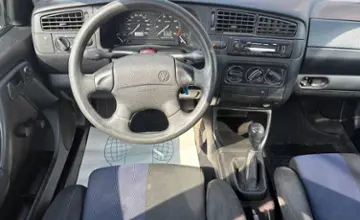Volkswagen Golf 1996 года за 6 590 BYN в Гродно