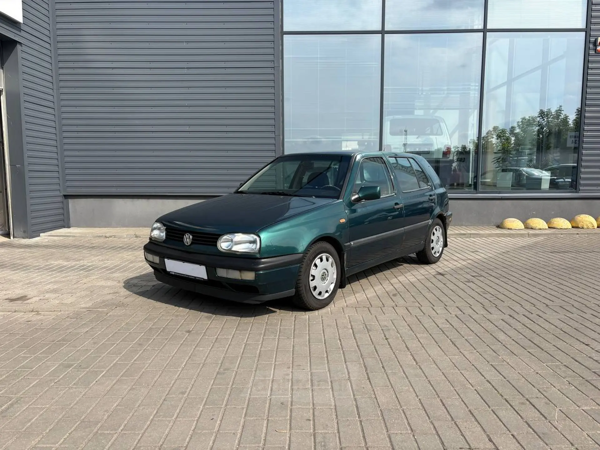 Volkswagen Golf 1996 года за 6 590 BYN в Гродно
