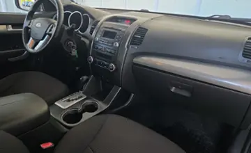 Kia Sorento 2010 года за 32 990 BYN в Минск