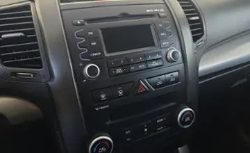 Kia Sorento 2010 года за 32 990 BYN в Минск