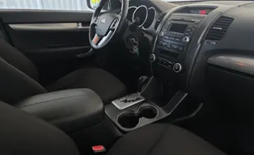 Kia Sorento 2010 года за 32 990 BYN в Минск