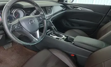 Opel Insignia 2017 года за 44 850 BYN в Минск