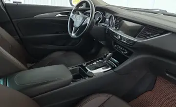 Opel Insignia 2017 года за 44 850 BYN в Минск