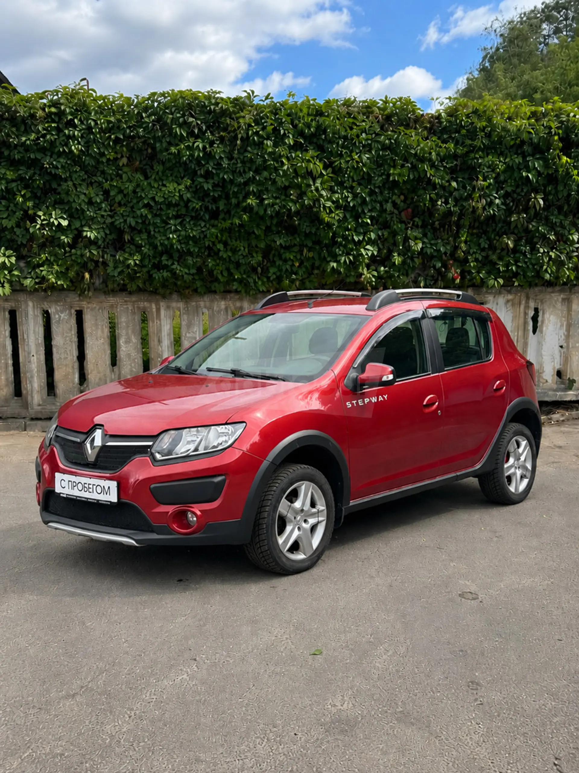  Sandero