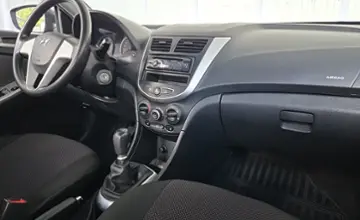 Hyundai Solaris 2012 года за 17 390 BYN в Минск
