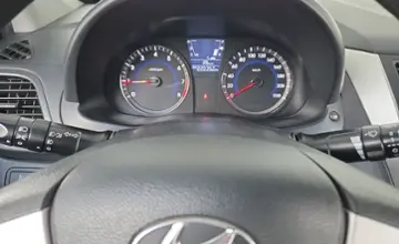 Hyundai Solaris 2012 года за 17 390 BYN в Минск